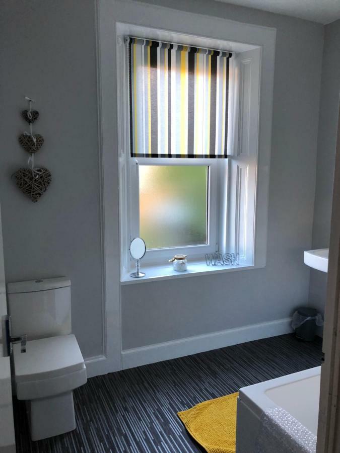Number Fifty Six Apartamento Hawick Exterior foto